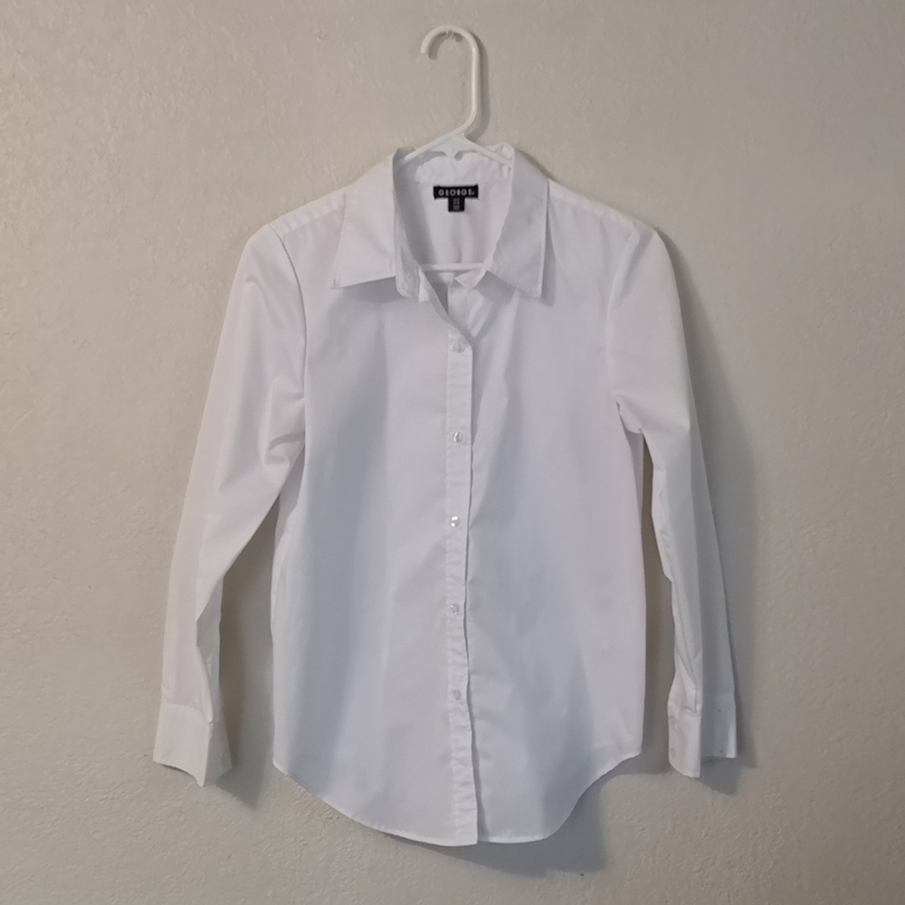 White Long sleeve Button up